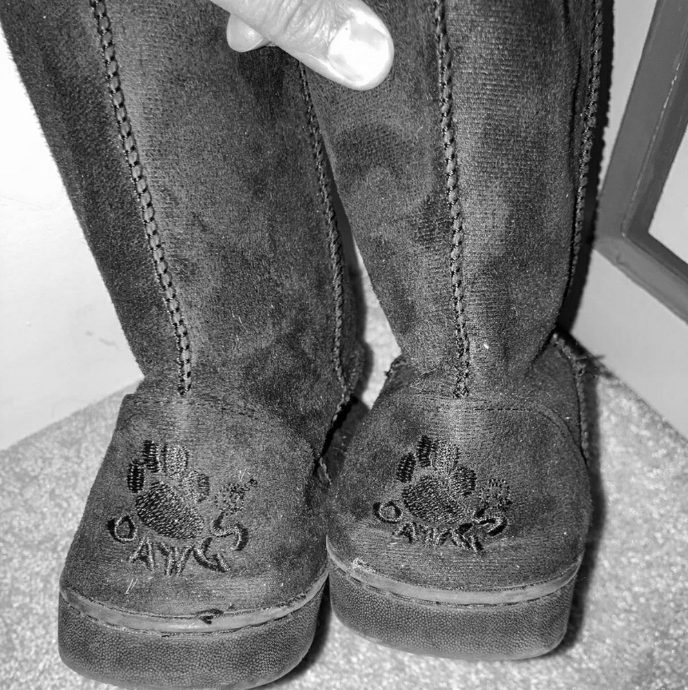 Black Winter boots